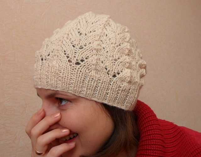 Knitted moon pattern