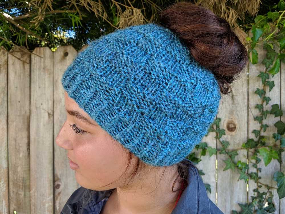 Bun beanie knit pattern