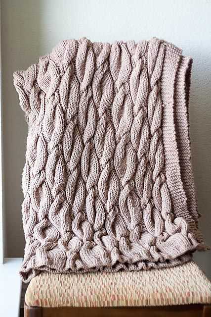 Cable blanket knitting pattern