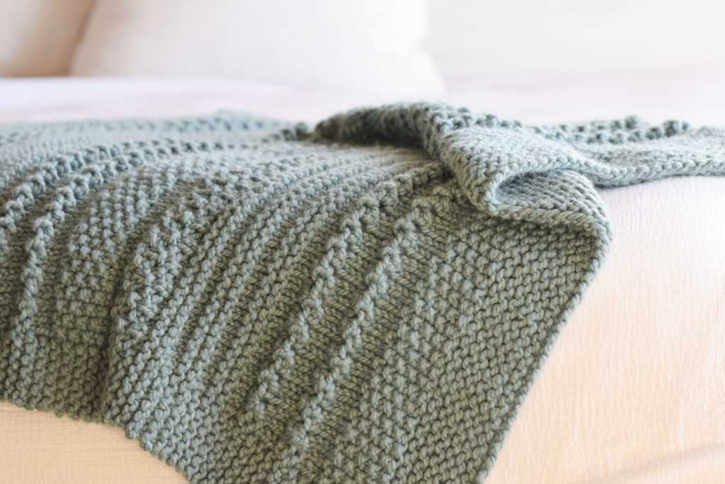 Dementia blanket knitting pattern