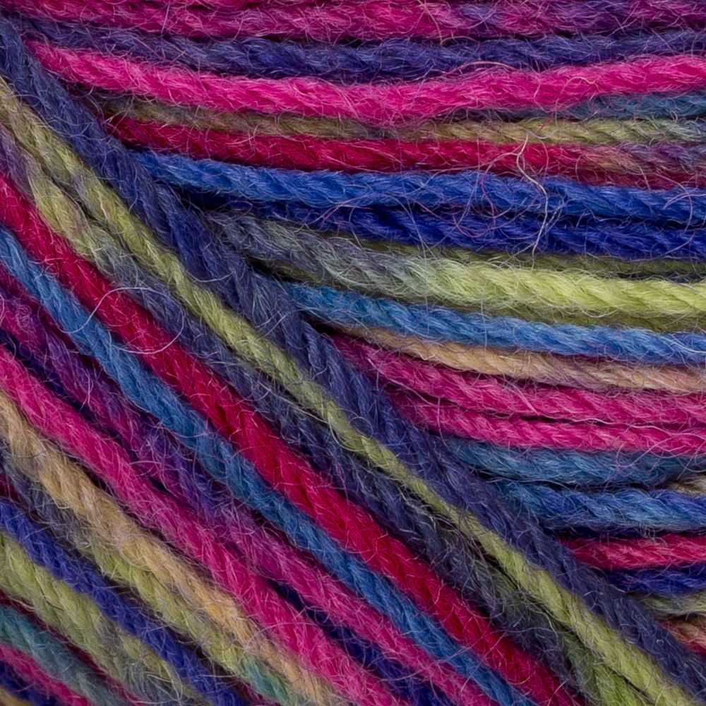 Free red heart yarn knitting patterns