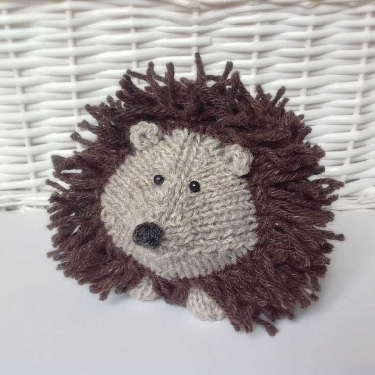 Knitted hedgehog free pattern
