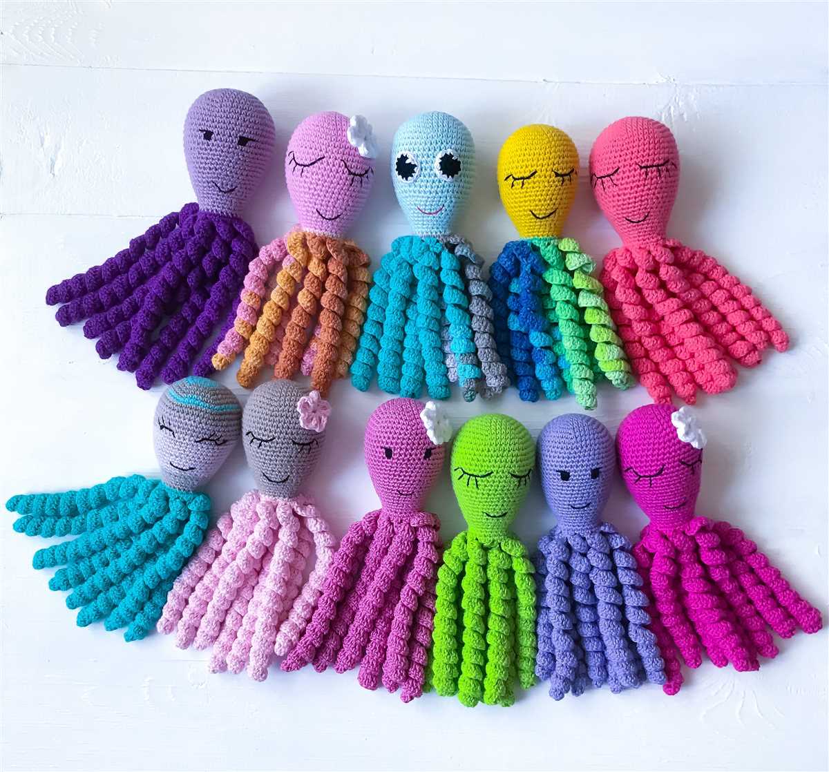 Knitted preemie octopus pattern