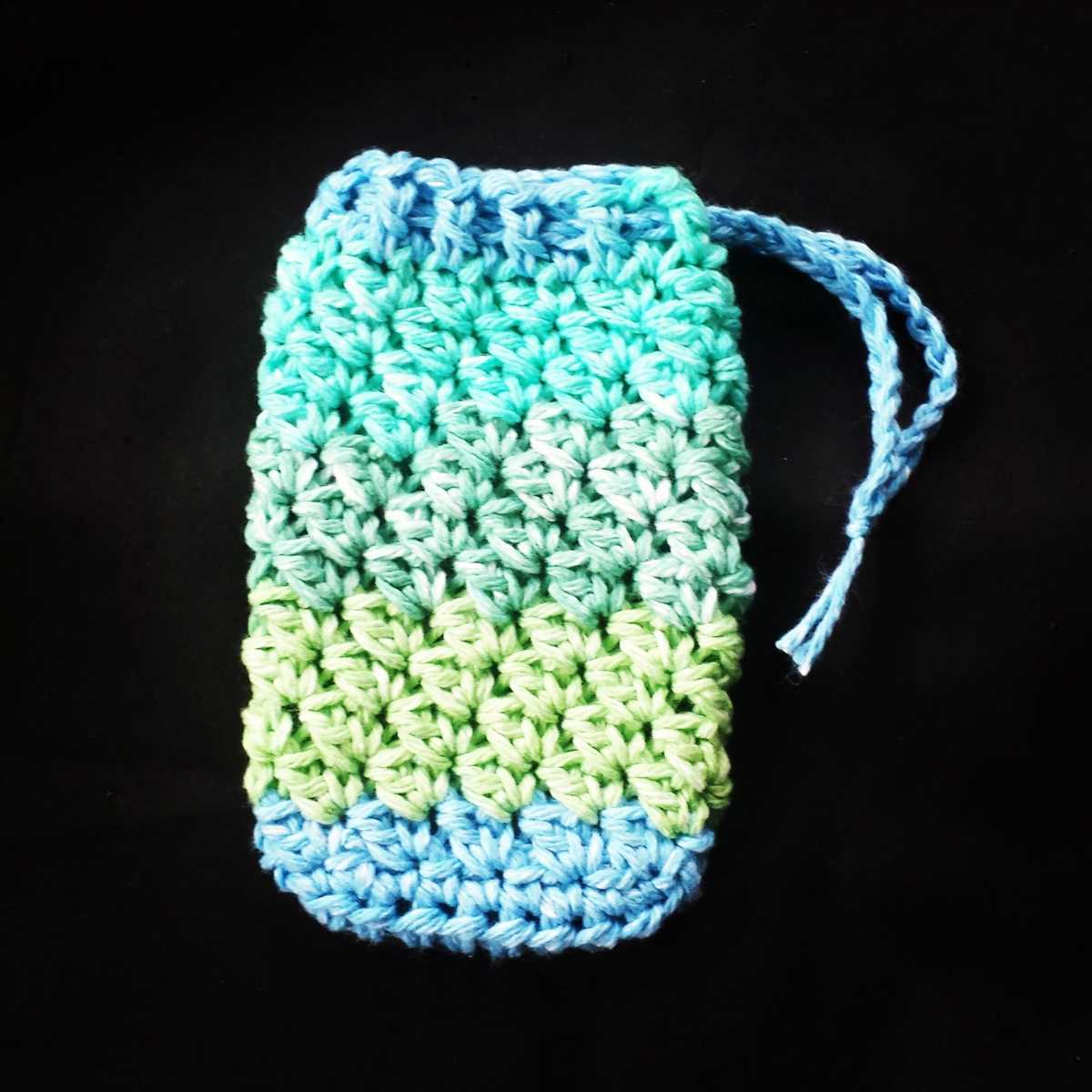 Knitted soap holder pattern