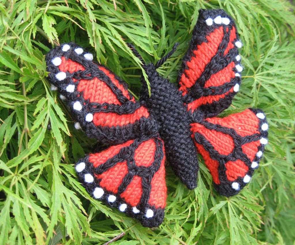 Knitting pattern for butterfly