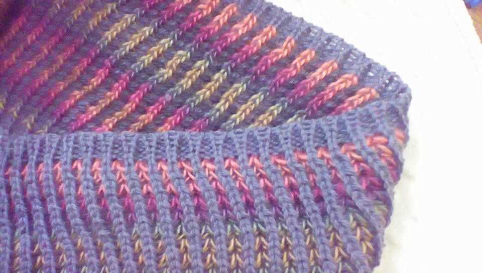 Knitting machine ribber patterns