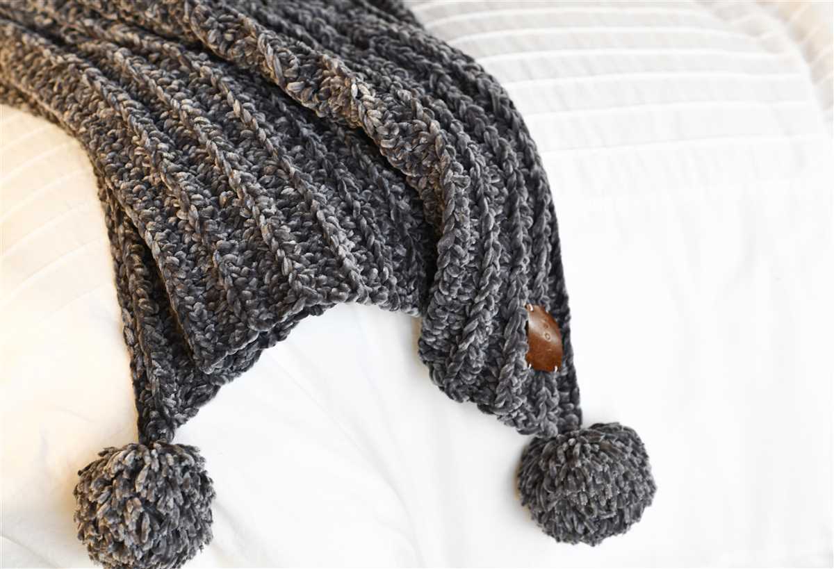 Bernat velvet yarn knit blanket patterns