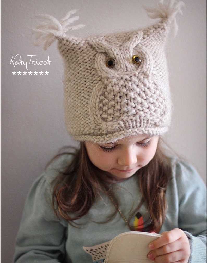 Knitted owl hat pattern