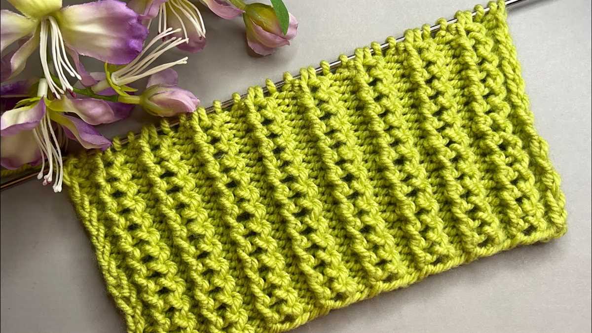 Fish hat knitting pattern