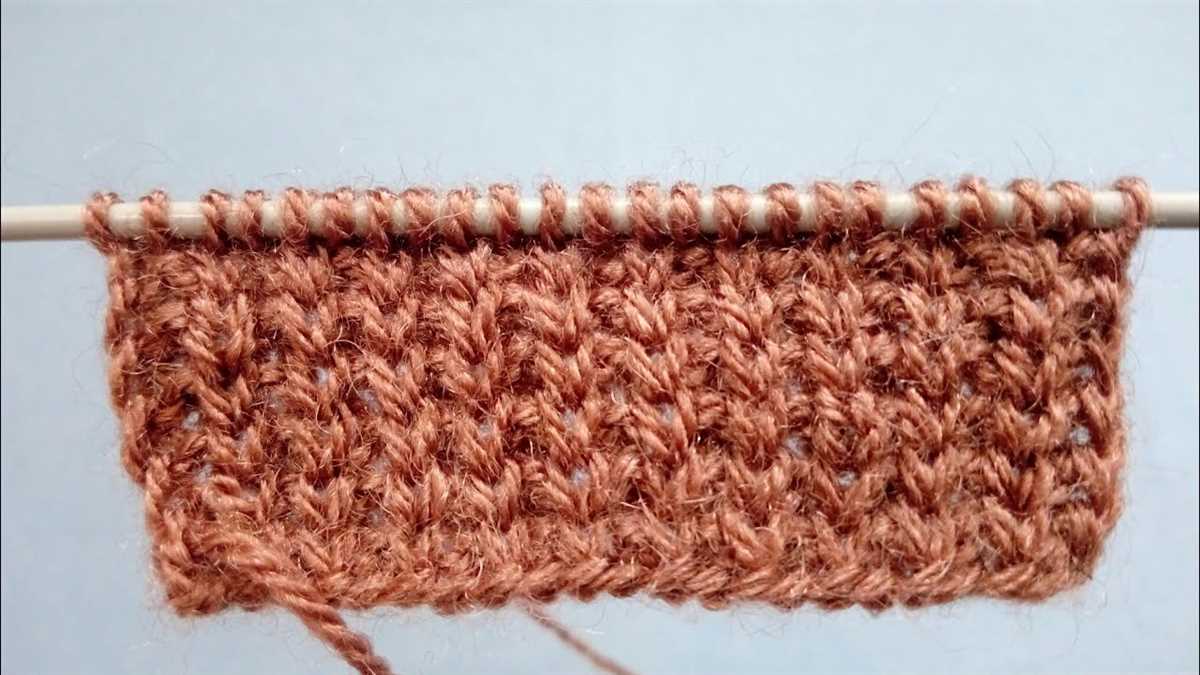Reversible cable knitting patterns