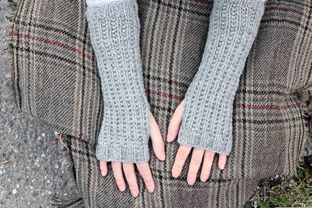 Free knit pattern fingerless gloves