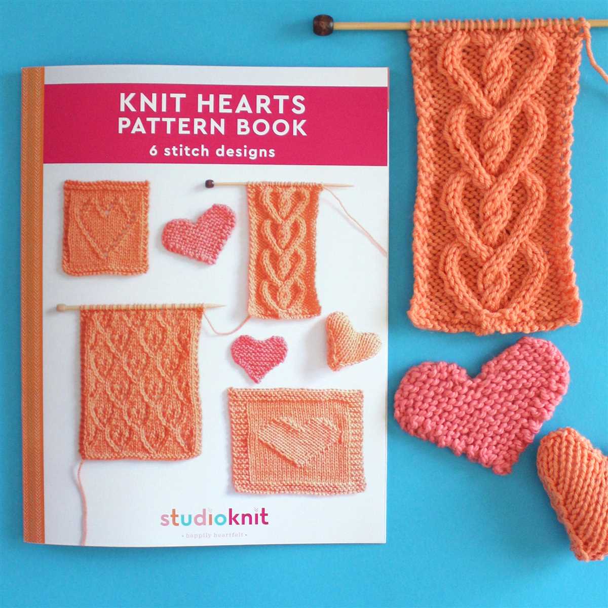 Knit hearts pattern