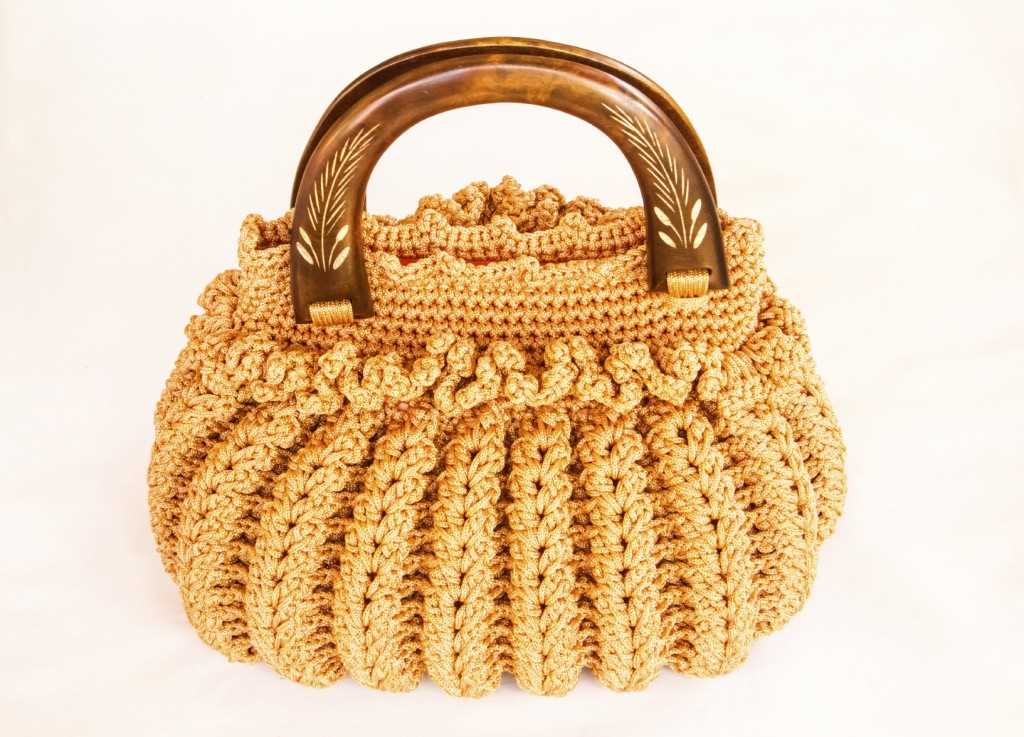 Easy knitted market bag pattern
