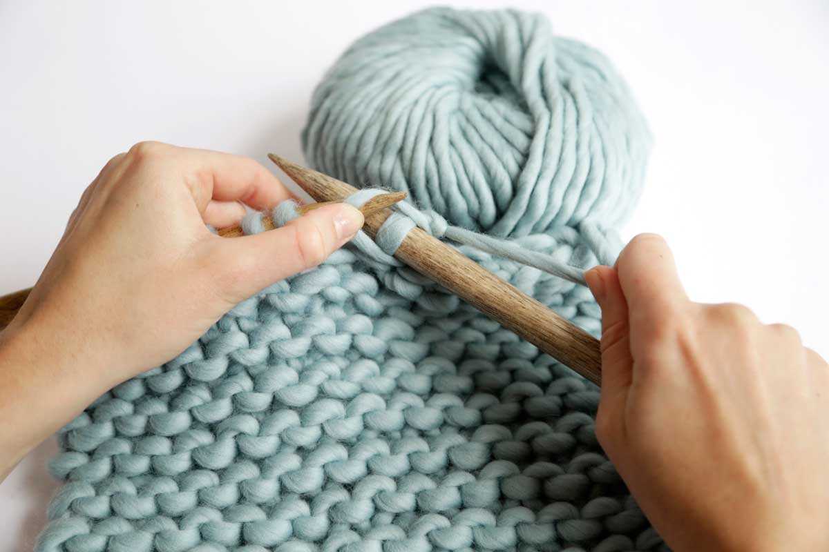 Free knitted sweater patterns for beginners