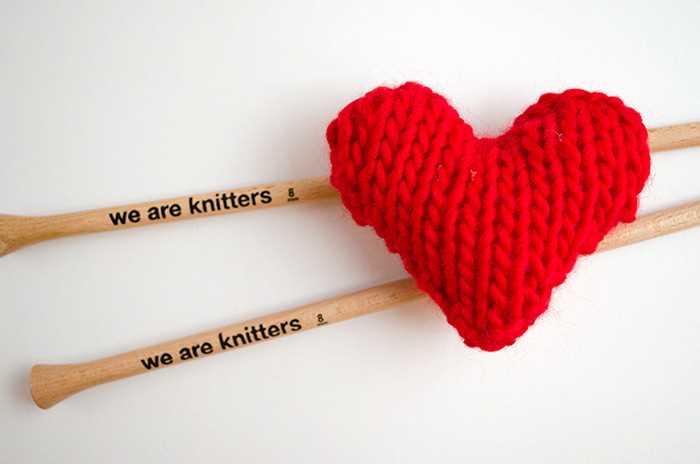 Knit hearts pattern