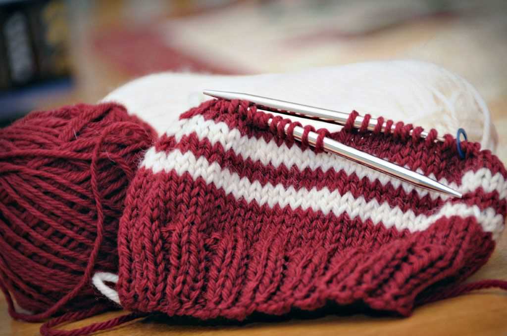 Knit hat pattern size 11 needles