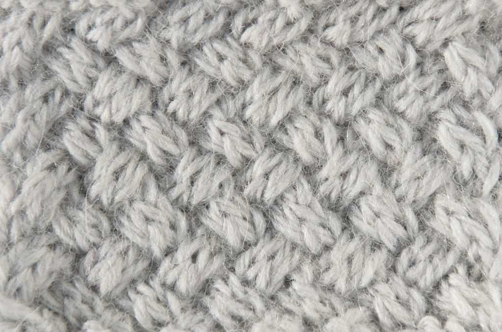 Knitting fade pattern