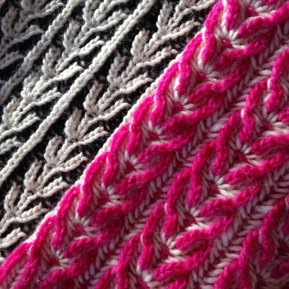 Lace snood knitting pattern