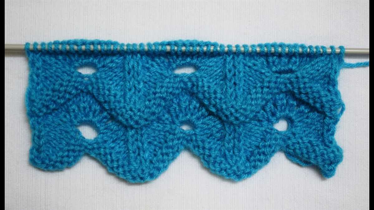 Scallop edge knitting pattern
