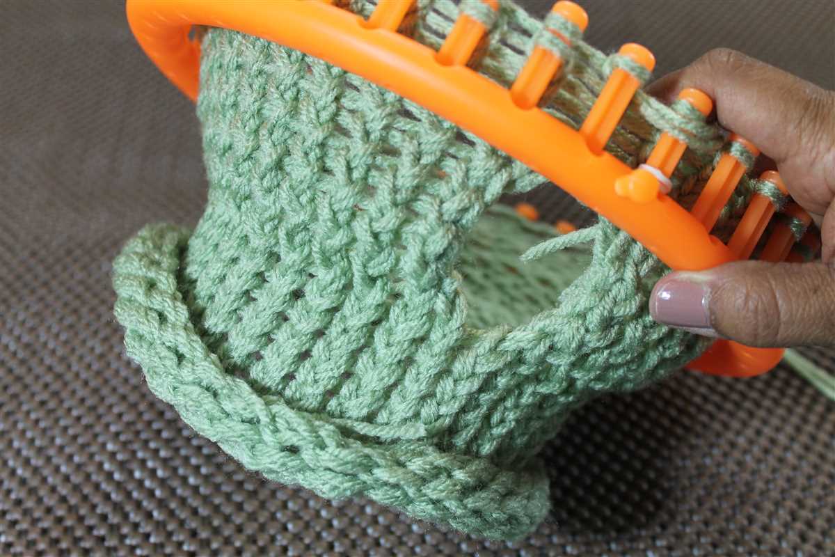 Loom knit hat pattern