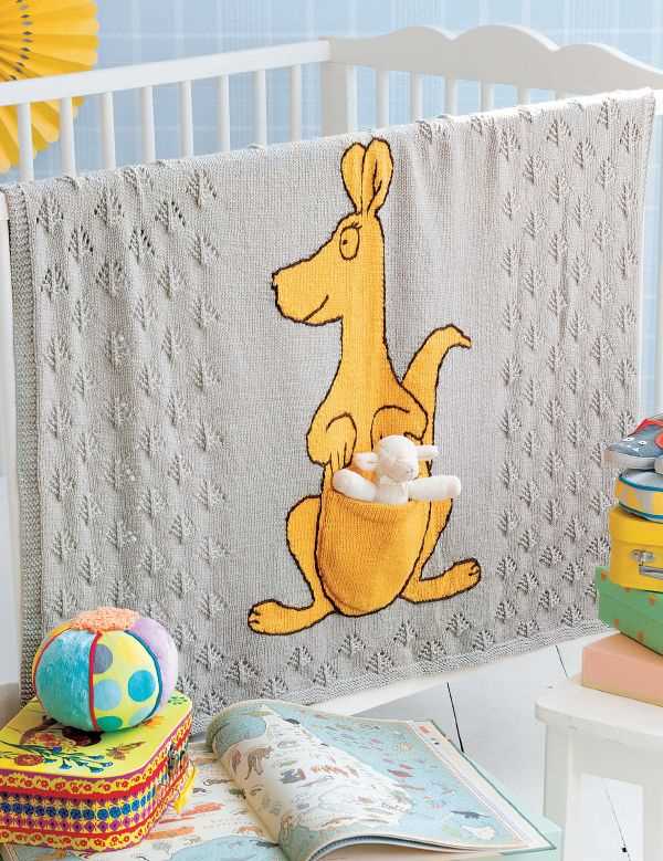 Kangaroo pocket knitting pattern