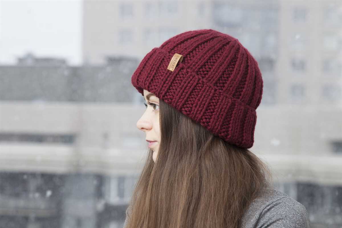 Loose beanie knit pattern