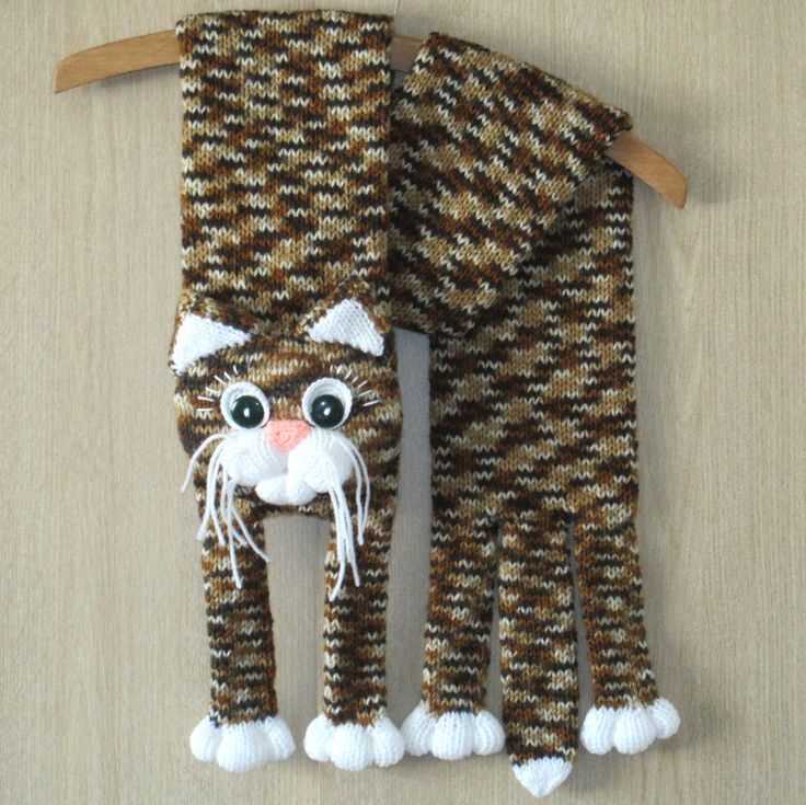 Free cat scarf knitting pattern