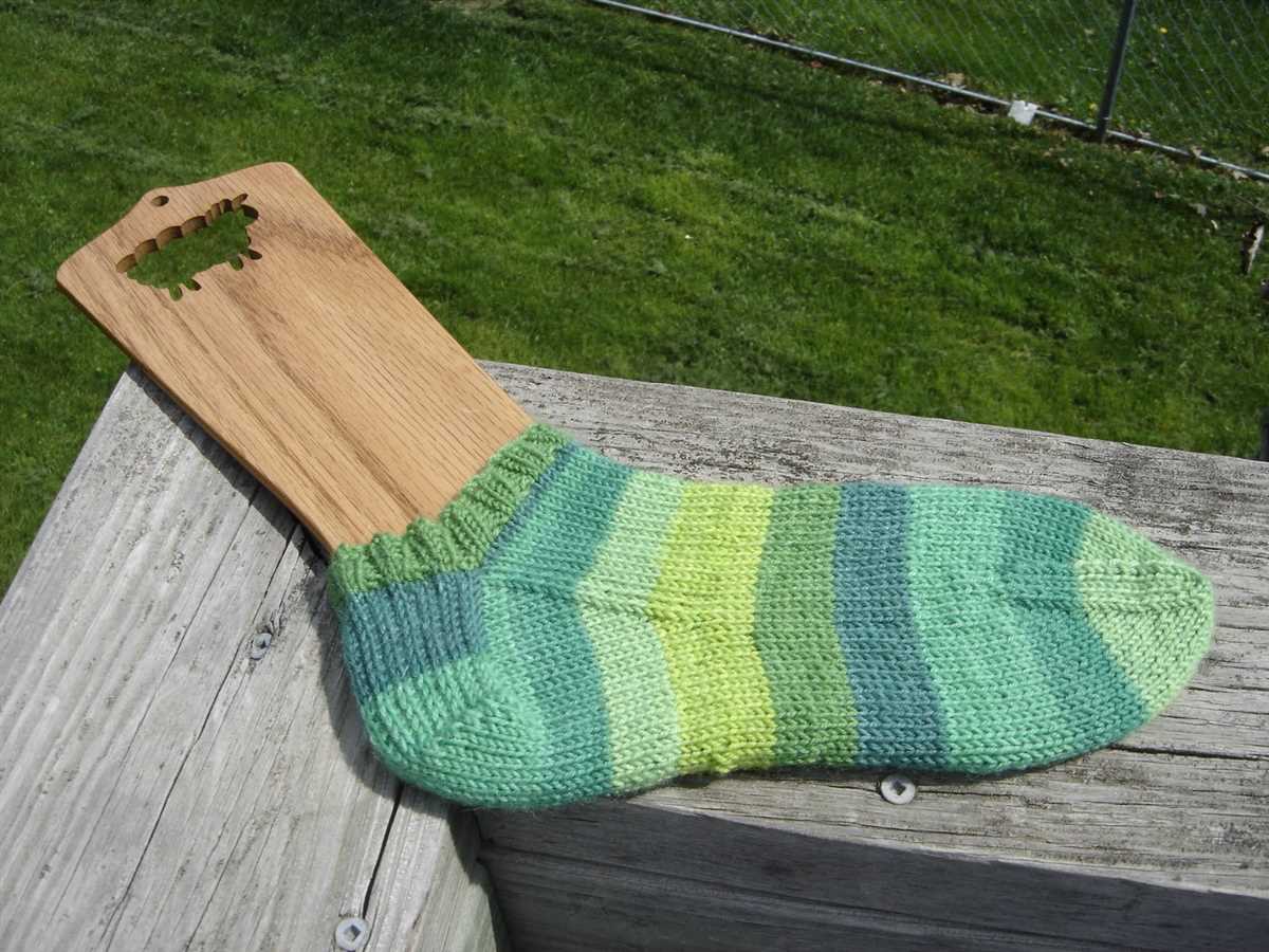 Ankle sock knitting pattern