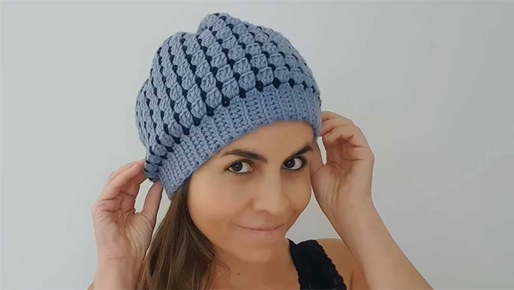 Loose beanie knit pattern