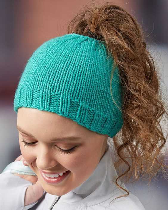 Ponytail hat knit pattern
