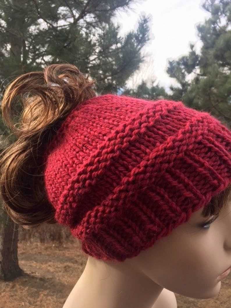 Ponytail hat knit pattern
