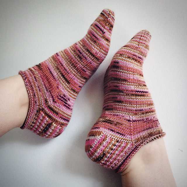 Ankle sock knitting pattern