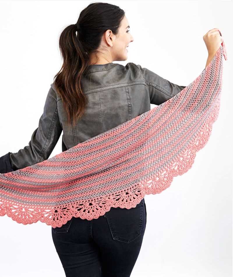 Free crescent shawl knitting pattern