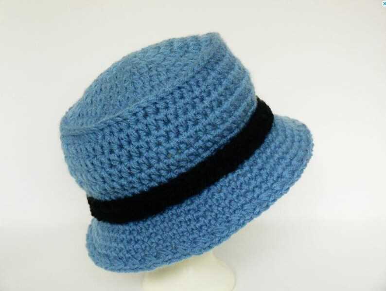 Knitted bucket hat pattern