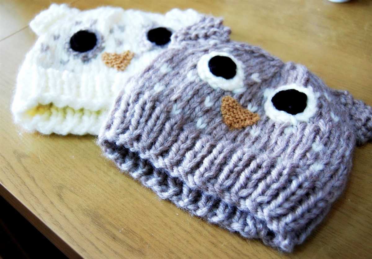 Knitted owl hat pattern